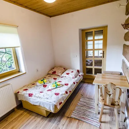 Agroturystyka Sarenka Country house Podsarnie